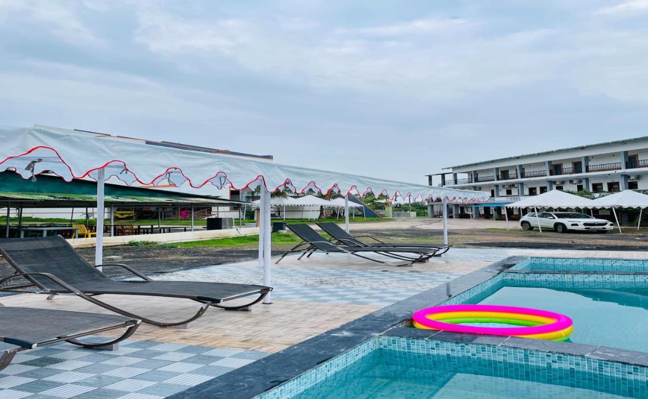 Vasant Vihar Resort Kevadia ภายนอก รูปภาพ